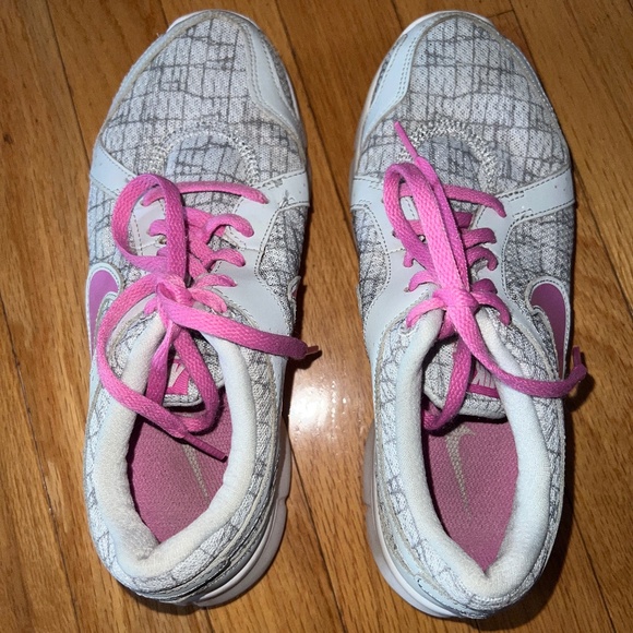 Ladies Nike Sneakers Size 7 - Picture 4 of 6